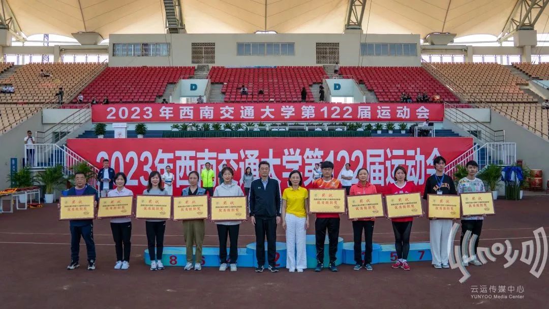 1682253296899019209.jpg 14.15.jpg